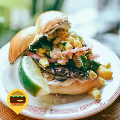 Elote Burger
